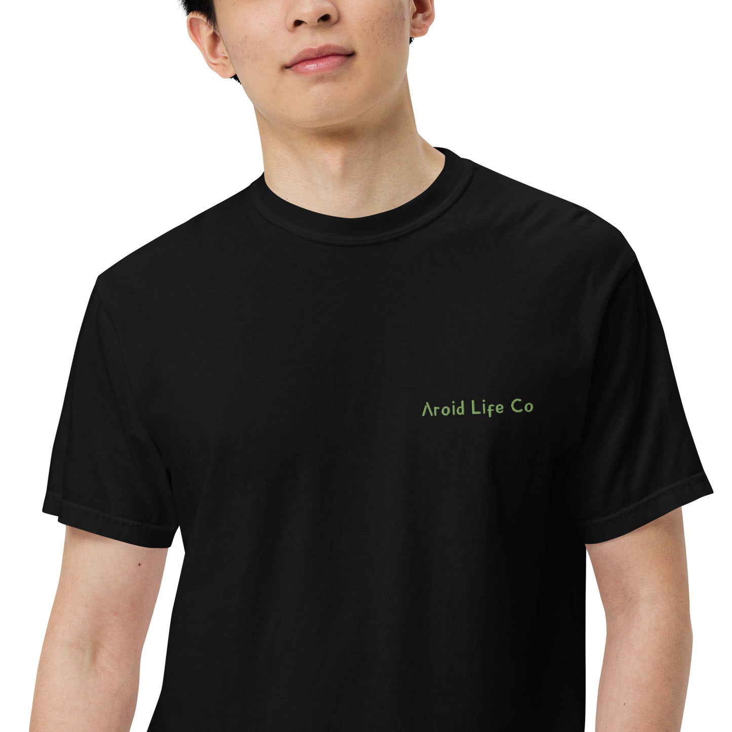 Unisex garment-dyed heavyweight t-shirt - embroidered chest logo