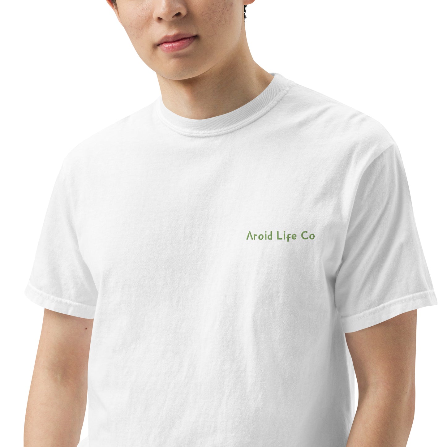 Unisex garment-dyed heavyweight t-shirt - embroidered chest logo